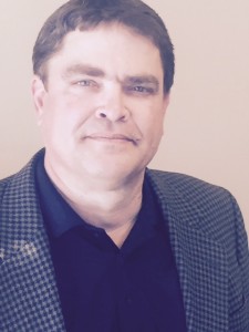 uw executive dir chris ragland