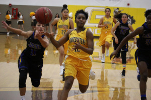 saturday-pepsi-women-one