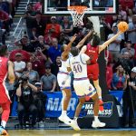 Dylan Darling hits driving layup at buzzer, St. John’s beats Kansas 67-65 in March Madness thriller