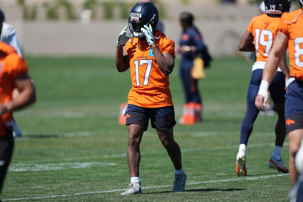 Broncos Football
